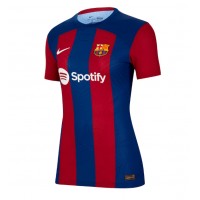 Camisa de Futebol Barcelona Sergi Roberto #20 Equipamento Principal Mulheres 2023-24 Manga Curta